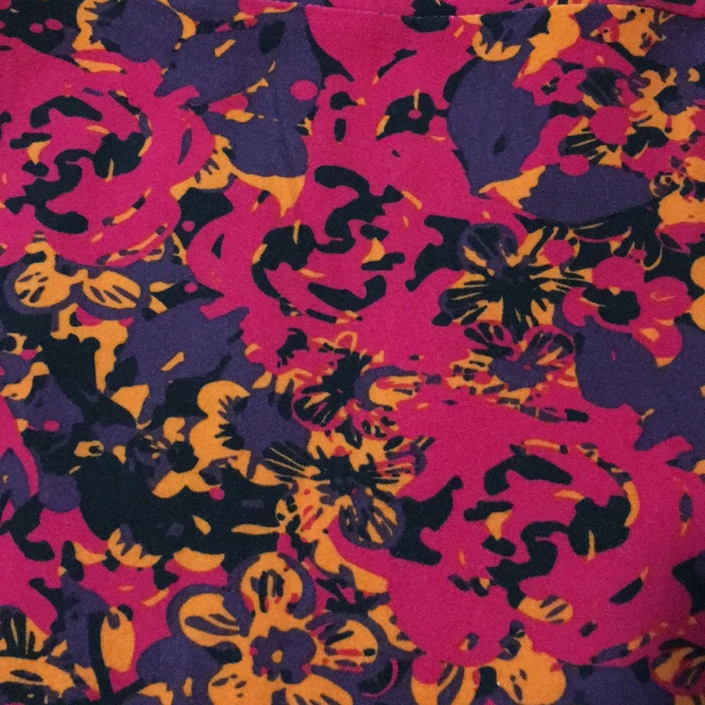 OS LuLaRoe Leggings - Picture 2 of 3